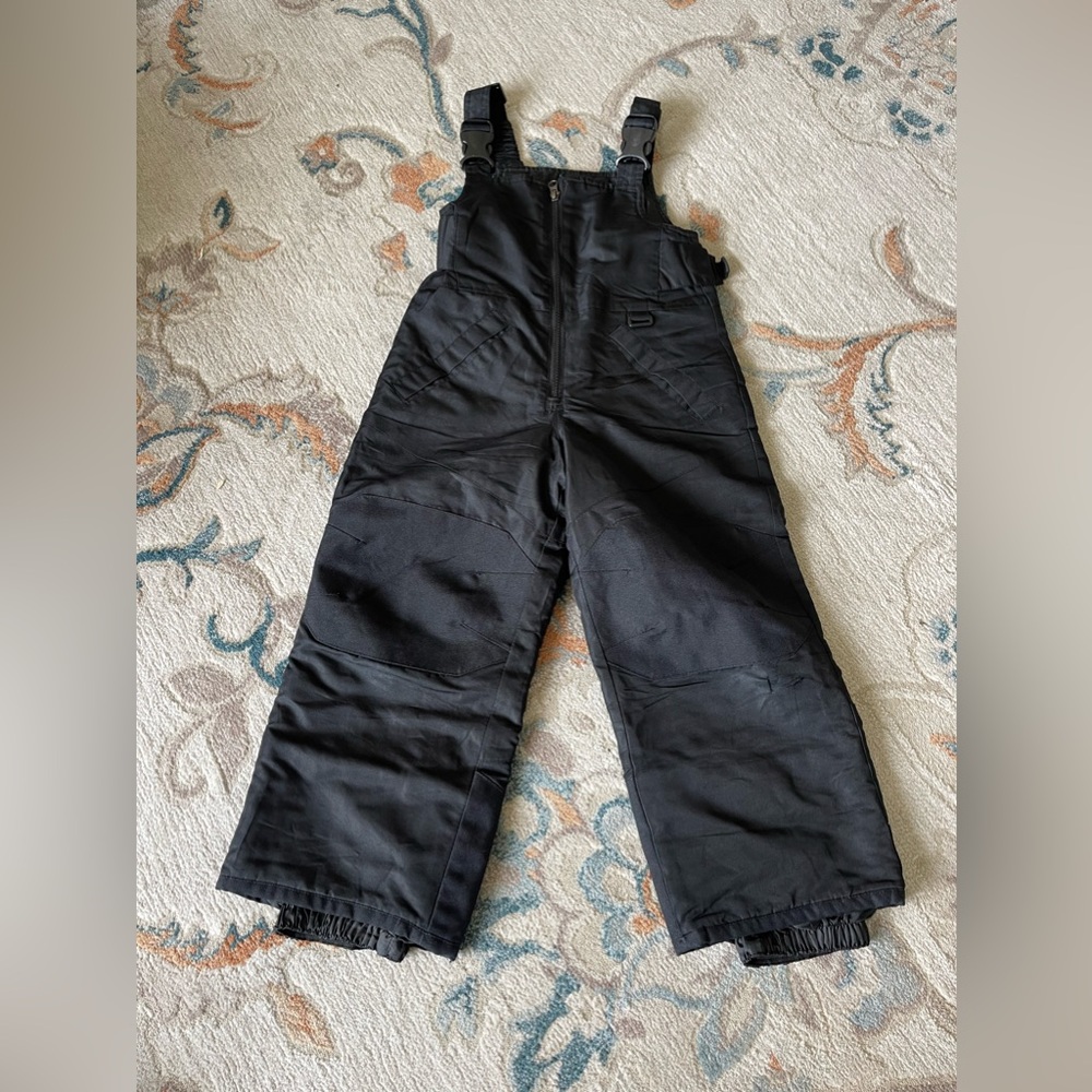 Cherokee black snow ski pants for kids Size XS (4/5)